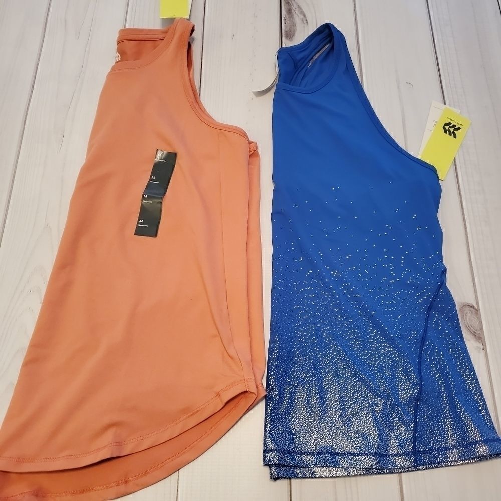 ‎2 - Women's Racerback Essential Tank Tops - M,M